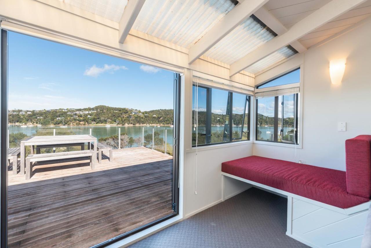 The Tide Watcher - Okiato Holiday Home Opua Esterno foto