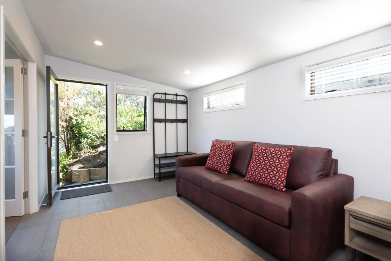 The Tide Watcher - Okiato Holiday Home Opua Esterno foto