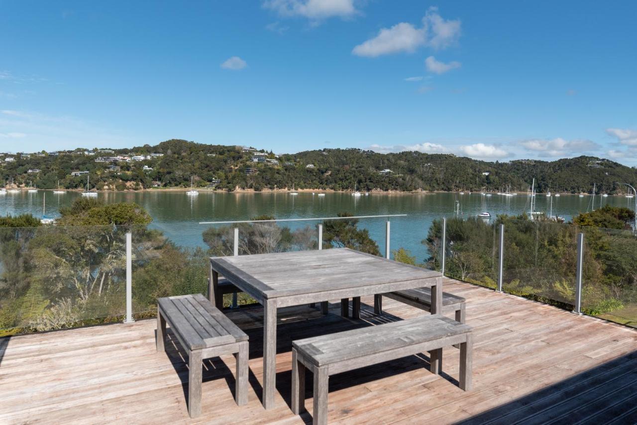 The Tide Watcher - Okiato Holiday Home Opua Esterno foto